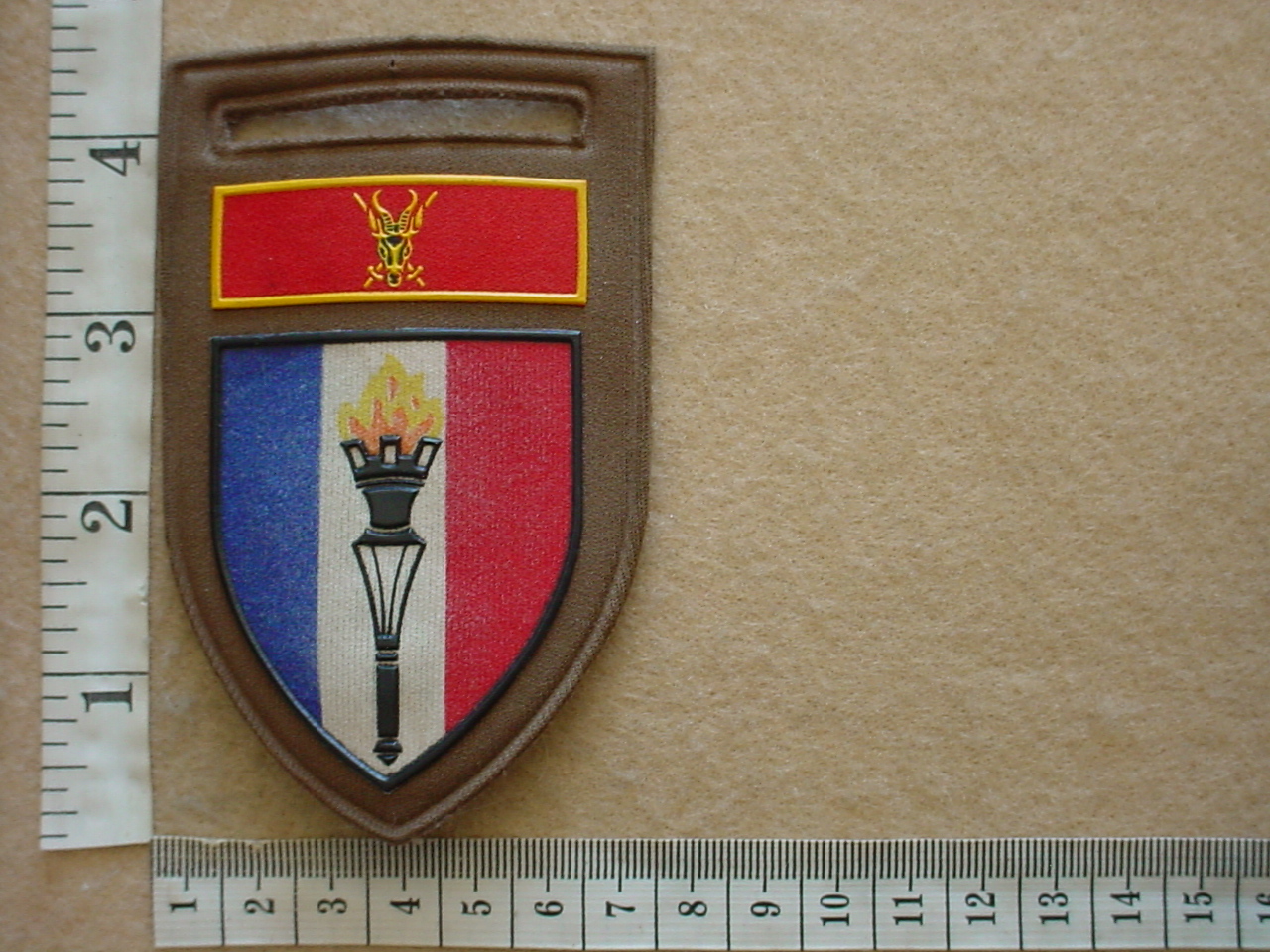 5911 South African Ordnance Service School arm flash, Chief of the Army bar (F803)