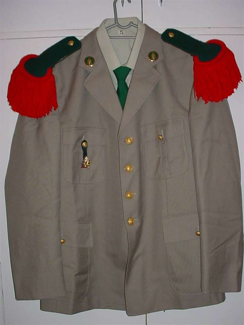 8072 French Foreign Legion uniform, kepi and beret (FFL)