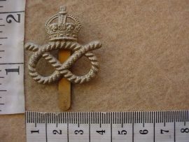 10659 Queen's Own Royal Staffordshire Yeomanry cap badge (Ref. K&K1413)