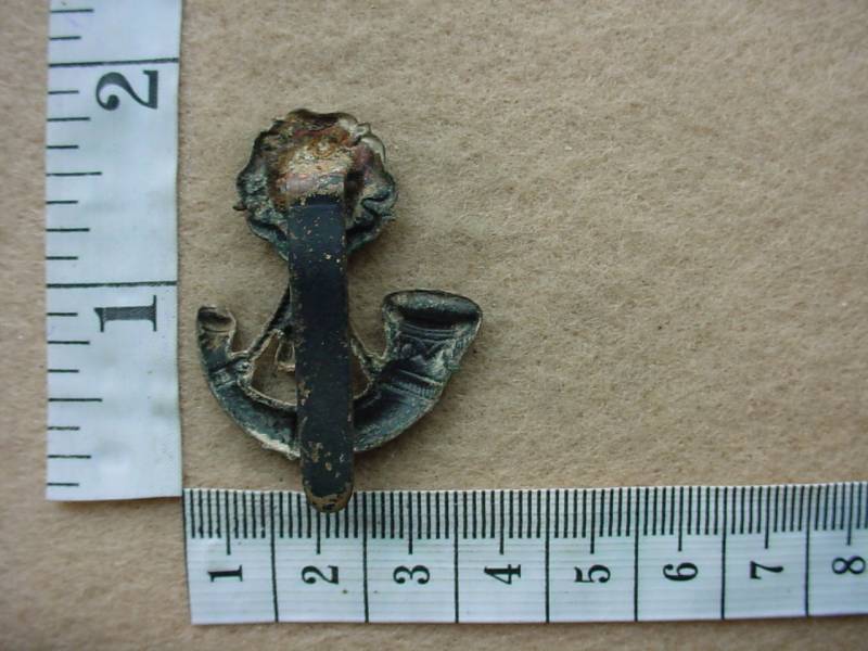2599 6th Rifle Battalion (Kings Liverpool Regiment) cap badge (Ref. K&K1702) - Image 2