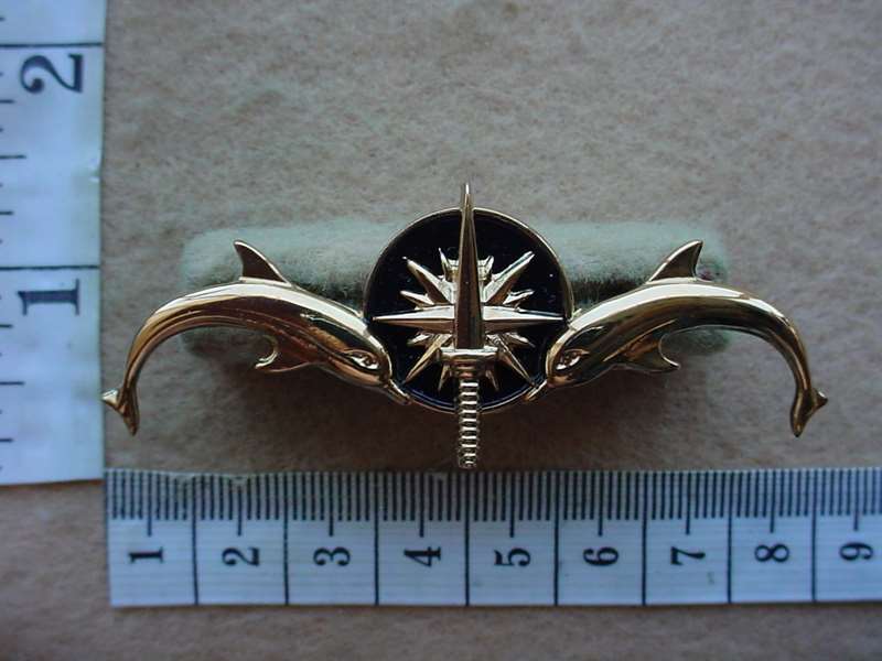 9898 South African Navy Submariner badge, mess dress (AD1017)