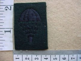 3956 6th, 7th and 10th Gurkha Rifles Parachute badge (Para England)
