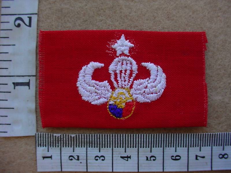 3923 Philippines Constabulary Senior para wings (Ref. Para Philippines)