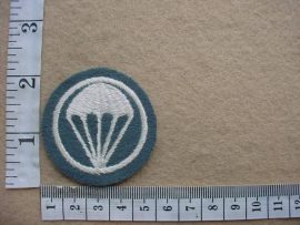 4010 United States Airborne Parachute Infantry cap badge, WW2 (Para USA)