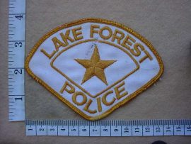 9679 Lake Forest Police arm patch (Ref. Police USA)
