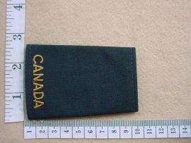 4562 Canadian Army rank epaulette (Ref. Ranks Canada)