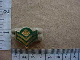 4577 Canadian Master Corporal rank badge (Ref. Ranks Canada)