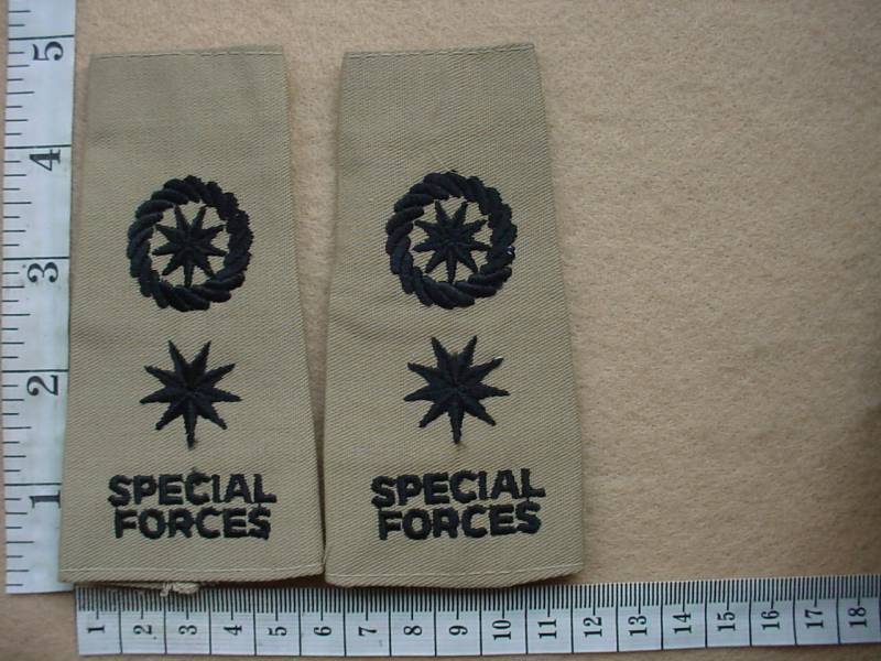 6202 Transkei Special Forces Lieutenant Colonel rank epaulettes (Ranks Transkei)