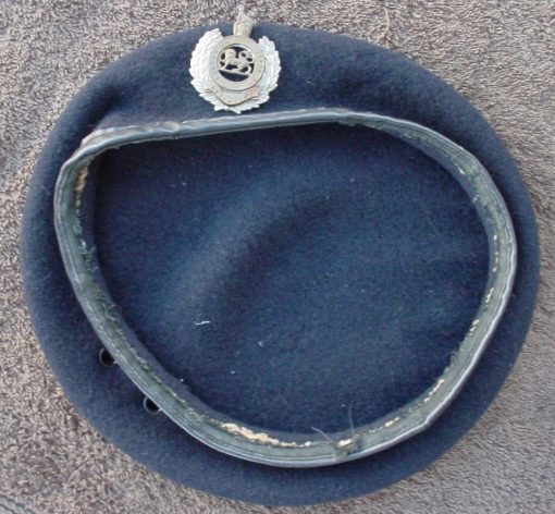 9465 Rhodesian Corps of Engineers beret and badge (Rhodesia)