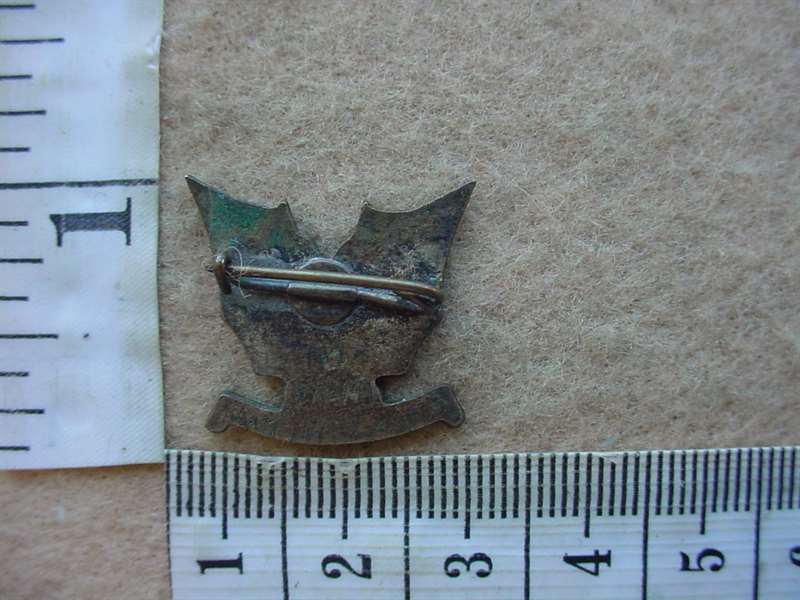 6499 SA Air Force 4 Squadron WW2 lapel badge (Ref. AF SA) - Image 2