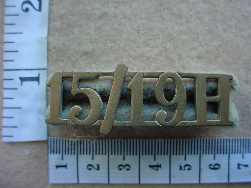 9327 15th/19th Hussars shoulder title (Ref. ST England)