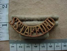 10689 South Staffordshire Regiment shoulder title (Ref. ST England)