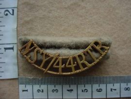 10692 North Somerset & Bristol Yeomany - 44 Royal Tank Regiment shoulder title (Ref. ST England)