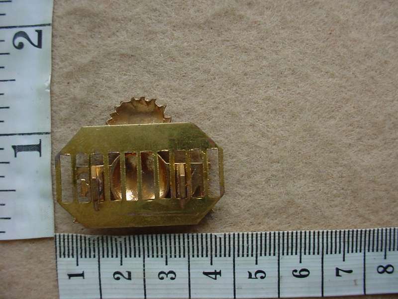 10699 Northumberland Fusiliers shoulder title (Ref. ST England) - Image 2