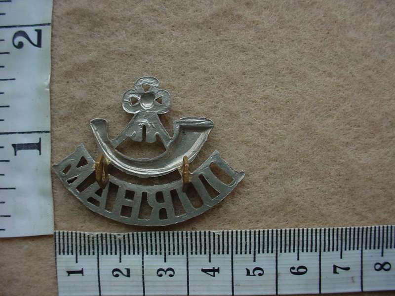 10701 Durham Light Infantry shoulder title (Ref. ST England) - Image 2