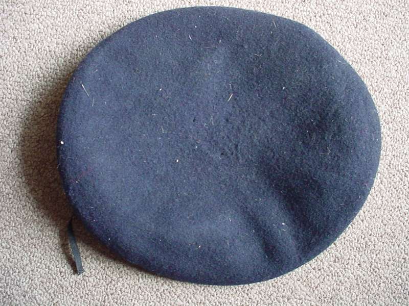9466 Rhodesian Army Corps of Signals beret and badge (Ref. Rhodesia) - Image 2