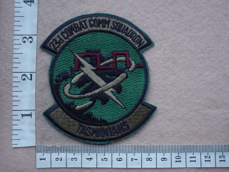 8779 USAF 23rd Combat Communications Squadron arm patch (Ref. USAF)