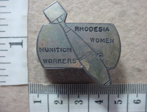 8322 Rhodesia Women Munition Workers badge, number 109 (CO3019)