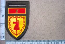 5888-1 South African Army Battle School arm flash, Chief of Army balkie (F1146)