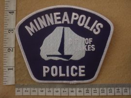 9650-1 Minneapolis Police arm patch (Police USA)