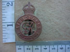 10533-1 1st and 2nd Life Guards cap badge, GvR (BBA 53)