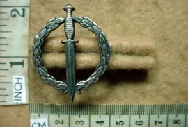 10876 South African Reconnaissance Commando Operator badge, FAKE (DW1 51 18)