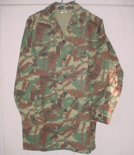 7349 32 Battalion camouflage shirt, long sleeves, Medium