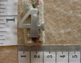 10909 4th Battalion shoulder title numeral (DW1 11 18)