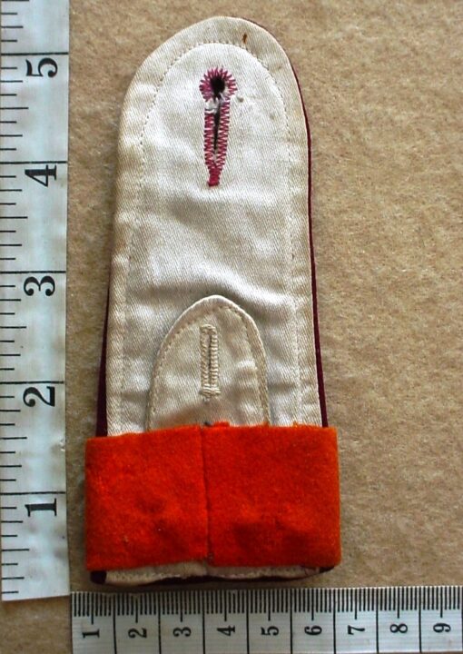 2915-2 South African Military Nursing Service 2nd Lieutenant rank epaulette, WW2 (DW1 73 16) - Image 2