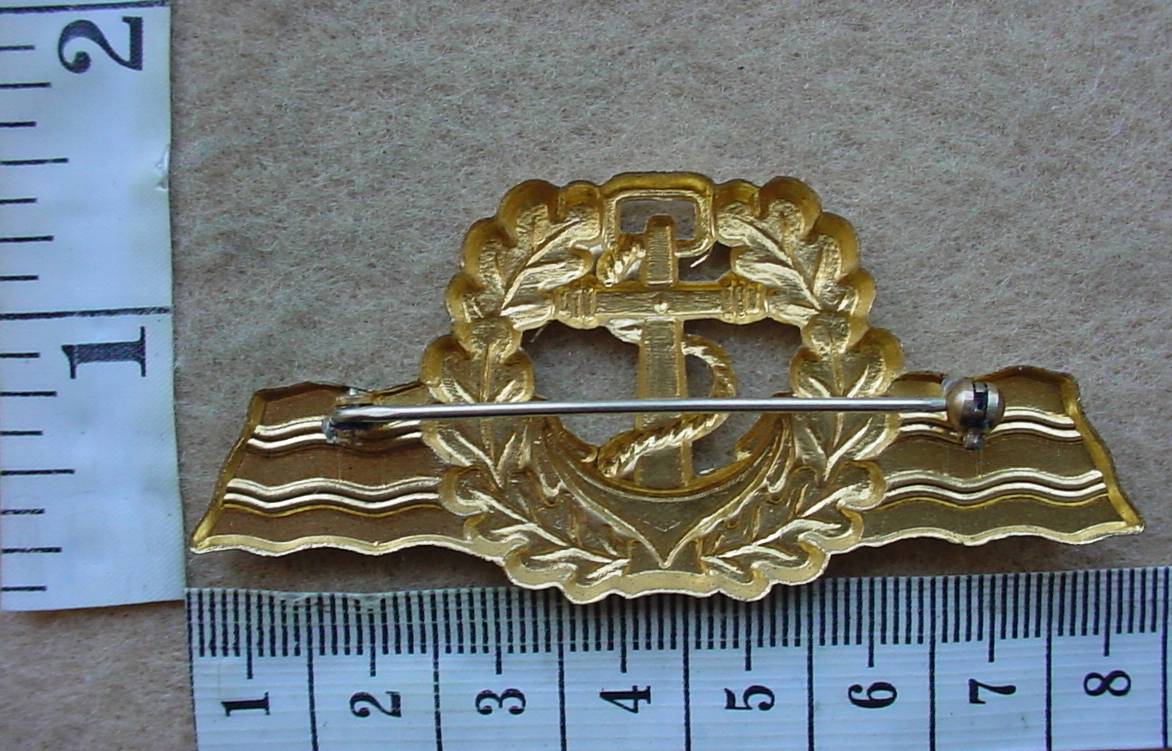 4967-3 German Navy Seafaring personnel qualification badge, Gold (Army Germany) - Image 2