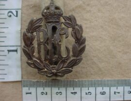 4992-1 Royal Flying Corps cap badge, Officers (BBA 256)