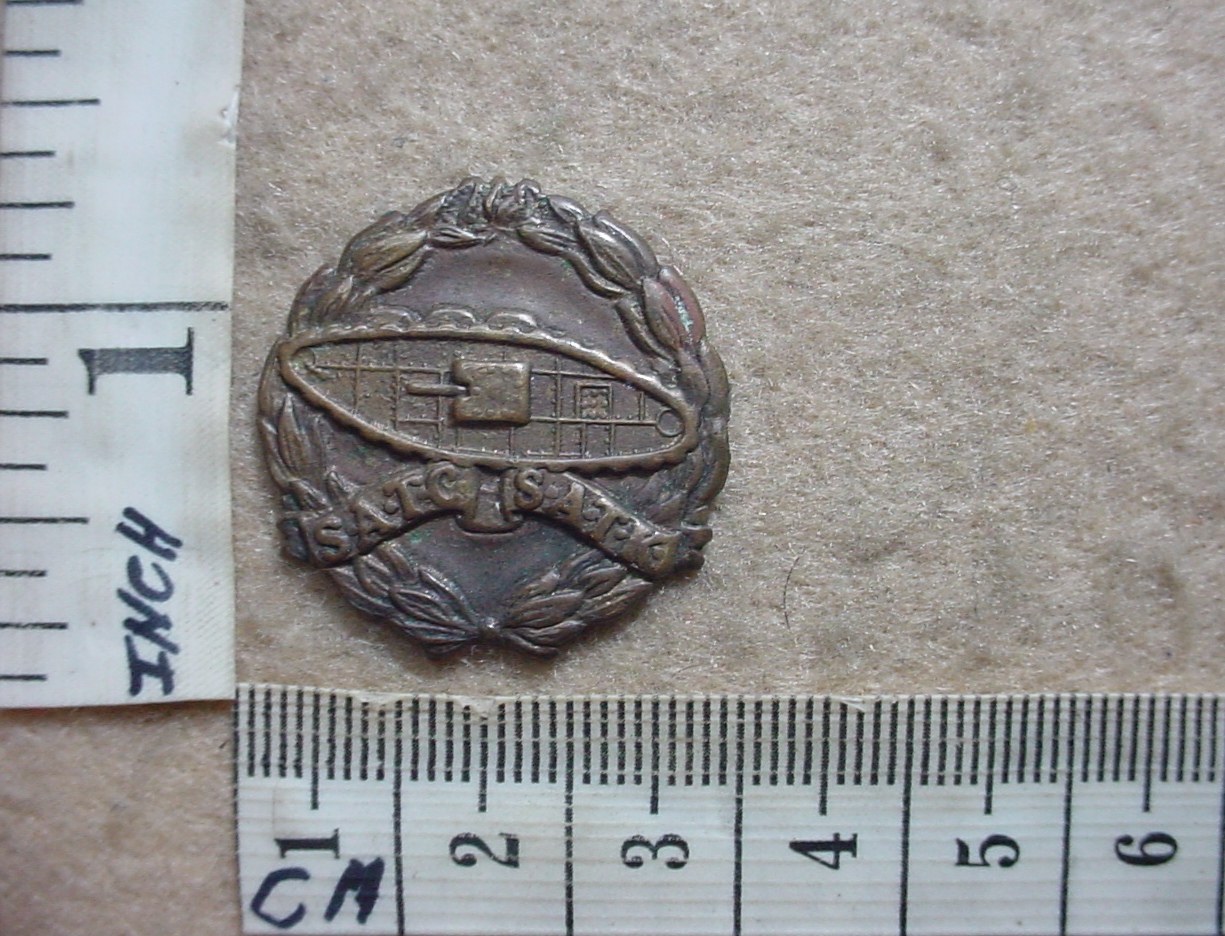 907-2 South African Tank Corps collar badge (CO1473)