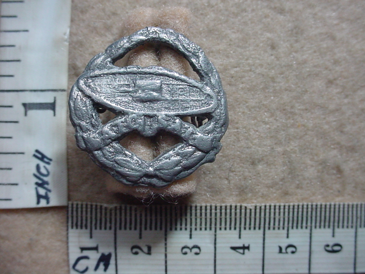 907-4 South African Tank Corps collar badge, WW2 (CO1476)