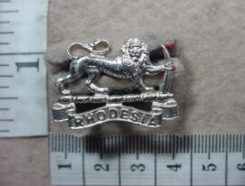 1528-6 Rhodesian Women's Service collar badges, mess dress size (CO3145)