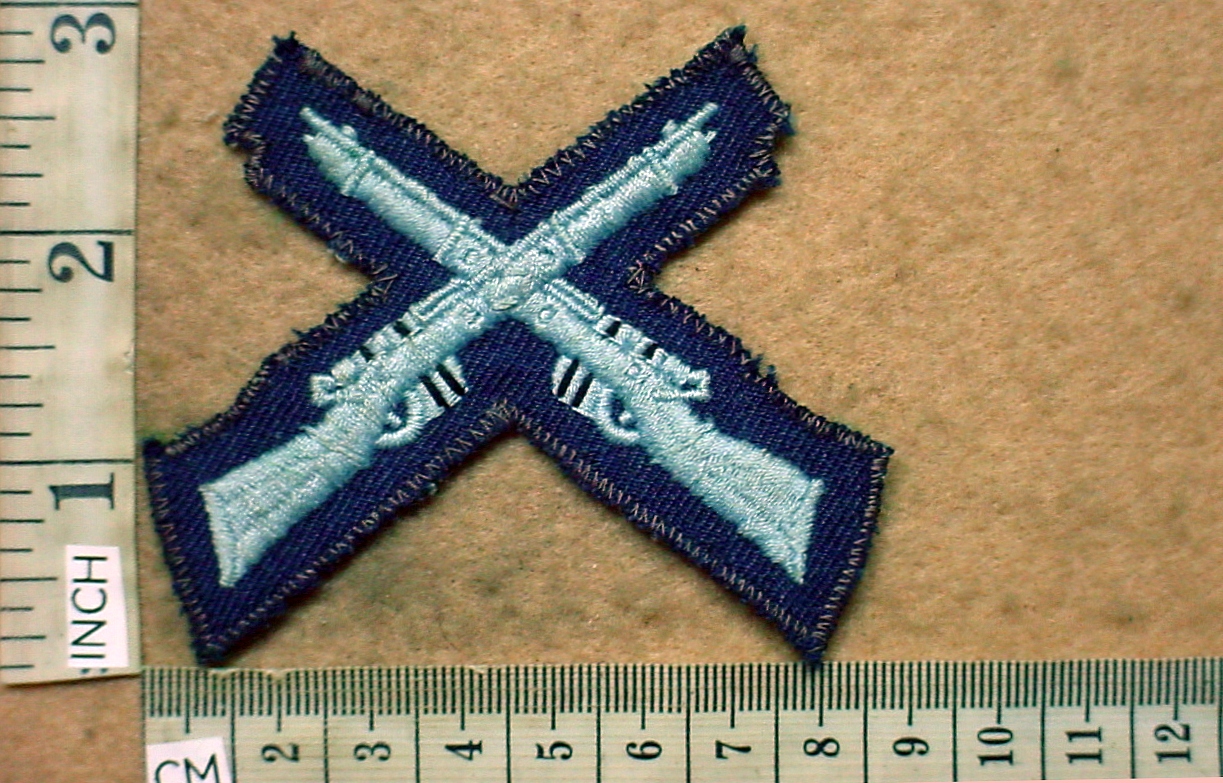 3726-1 Royal Rhodesia Air Force Marksman badge, type 2 (DW2 298)