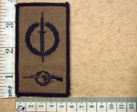 9061-8 Reconnaissance Regiment Operator - Sniper badge (DW1 52 25)