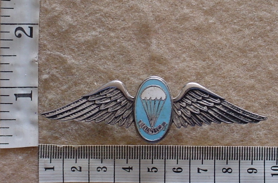 2082-1 South African Army Parachute Jump Instructor wings, 1960's (C301)