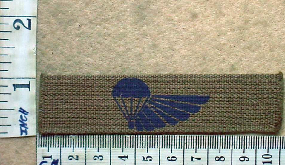 2108-2 South African Army Air Dispatcher parachute wing, Combat Dress (DW1 9 33)